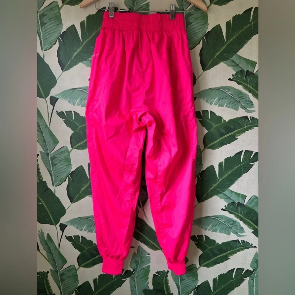 Nike Sportswear Track Pants Joggers Active Women XS Neon Pink‎ High Rise